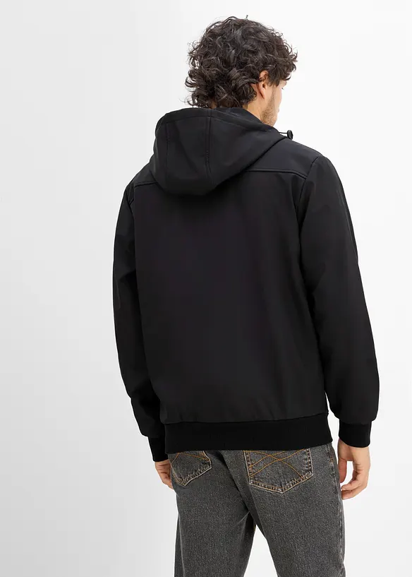 Wasserabweisende Softshelljacke in schwarz von hinten (im Anschnitt) - bonprix