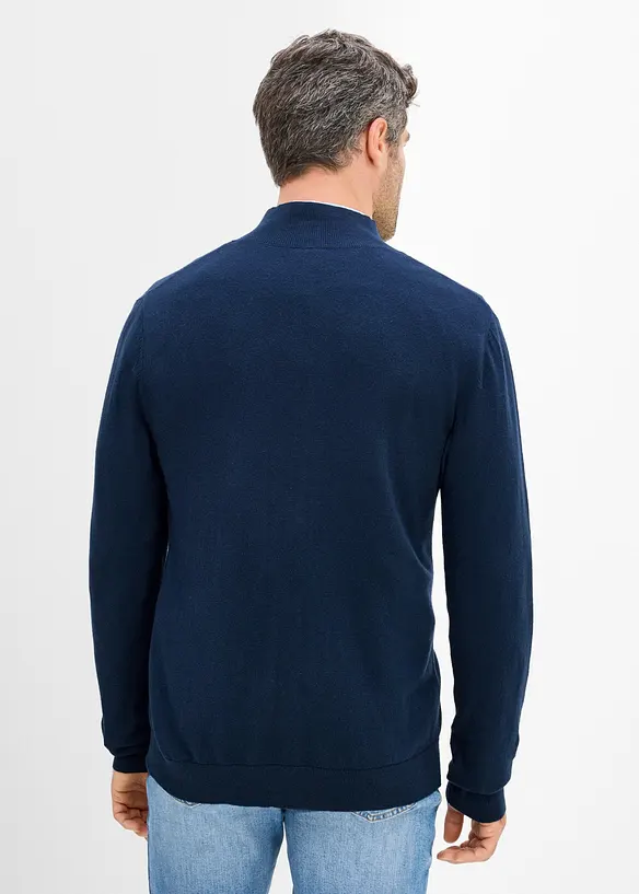 Feinstrickjacke mit edler Merinowolle in blau von hinten (im Anschnitt) - bonprix