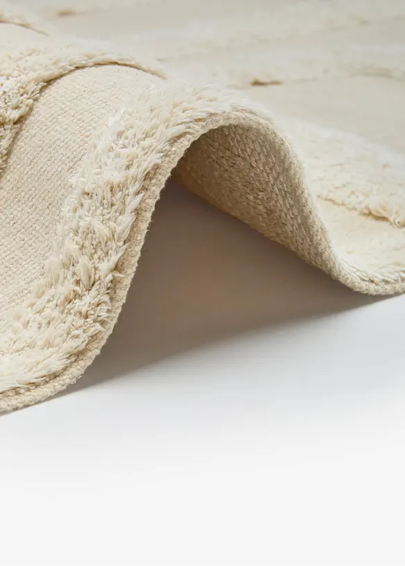 Baumwoll-Teppich mit Hoch-Tief Struktur und Fransen in beige (Detailaufnahme) - bonprix