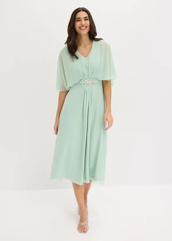 Chiffonkleid mit Strassstein-Applikation in grün von vorne (Totalaufnahme) - bonprix Chiffonkleid mit Strassstein-Applikation in grün von vorne (Totalaufnahme) - bonprix