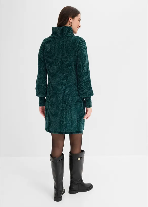 Chenille Strickkleid aus recyceltem Polyester in grün von hinten (Totalaufnahme) - bonprix