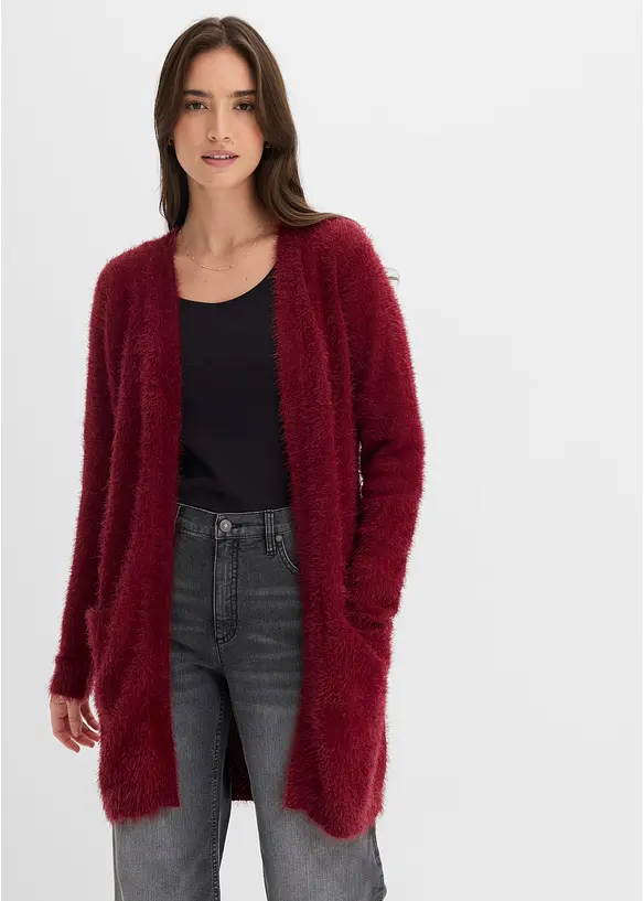 Longstrickjacke in Flauschoptik in rot von vorne (im Anschnitt) - bonprix