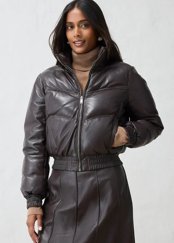 Leder-Steppjacke aus Lammnappa in braun von vorne (im Anschnitt) - bonprix