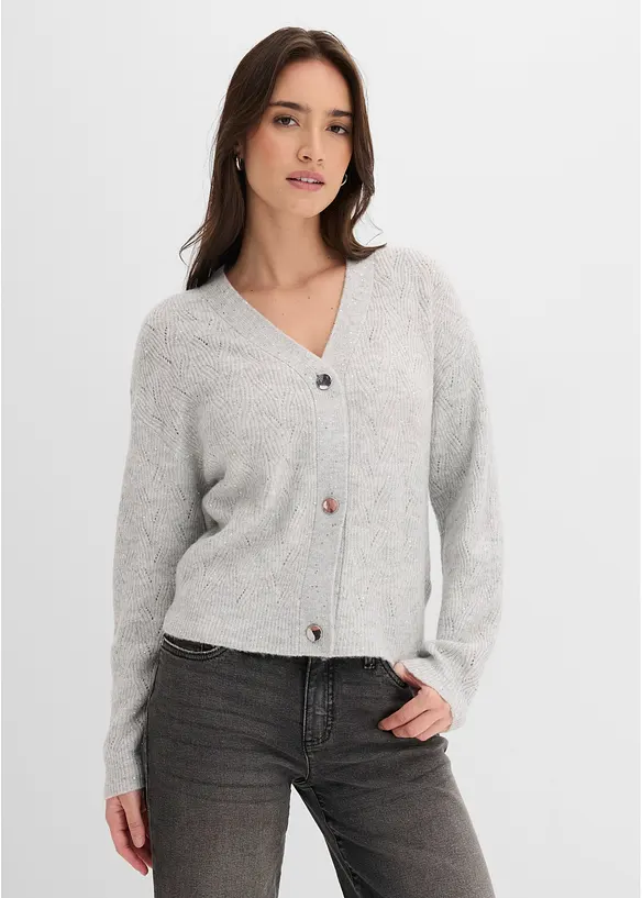 Ajour-Strickjacke mit Knopfreihe in grau von vorne (im Anschnitt) - bonprix Ajour-Strickjacke mit Knopfreihe in grau von vorne (im Anschnitt) - bonprix
