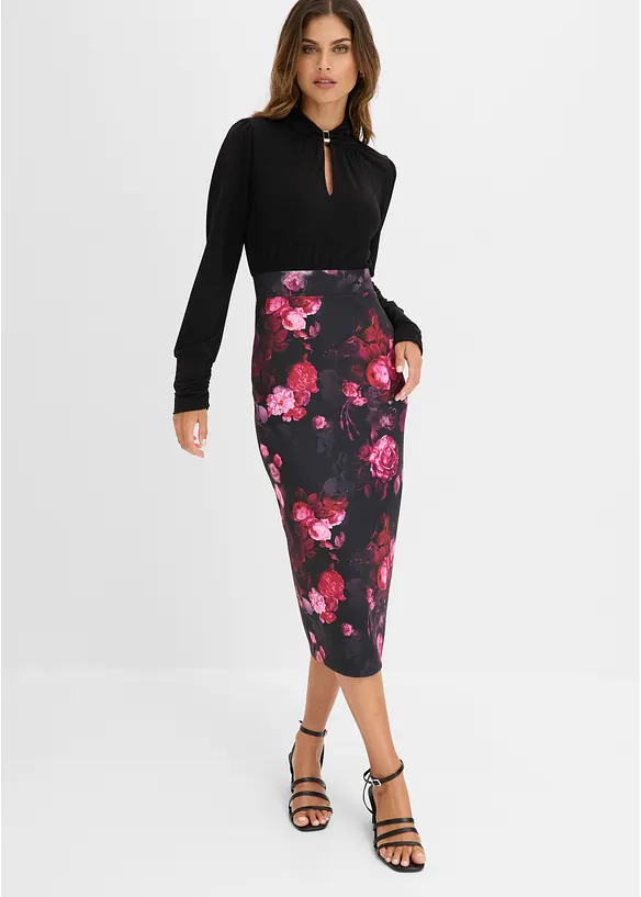 Maxikleid in schwarz von vorne (Totalaufnahme) - bonprix