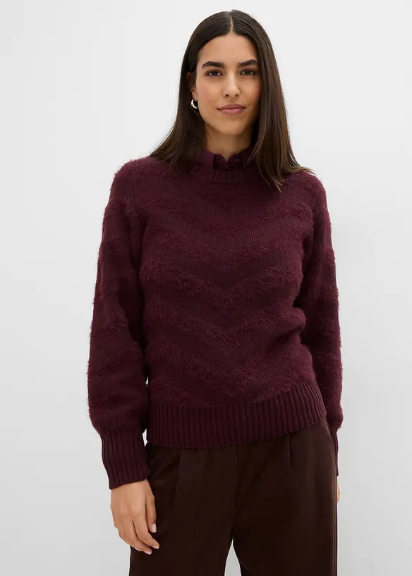 Pullover mit Flauschgarn in rot von vorne (im Anschnitt) - bonprix
