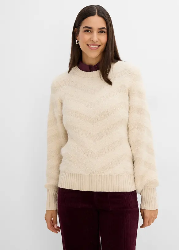 Pullover mit Flauschgarn in beige von vorne (im Anschnitt) - bonprix