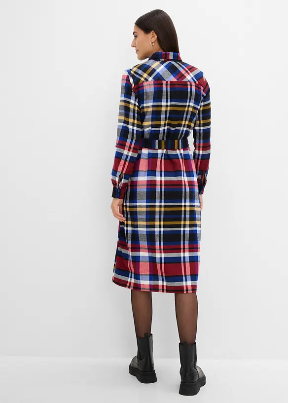 Flanell-Hemdblusenkleid aus reiner Bio-Baumwolle in rot von hinten (Totalaufnahme) - bonprix