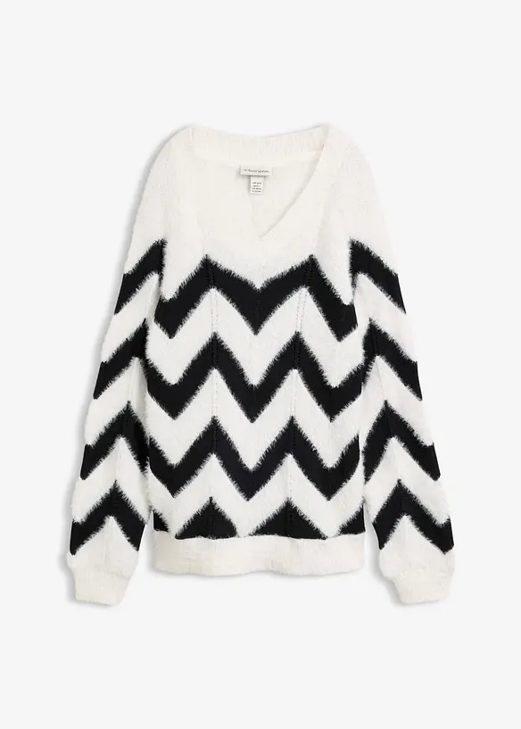 Oversize-Pullover mit V-Ausschnitt in weiß von vorne - bonprix
