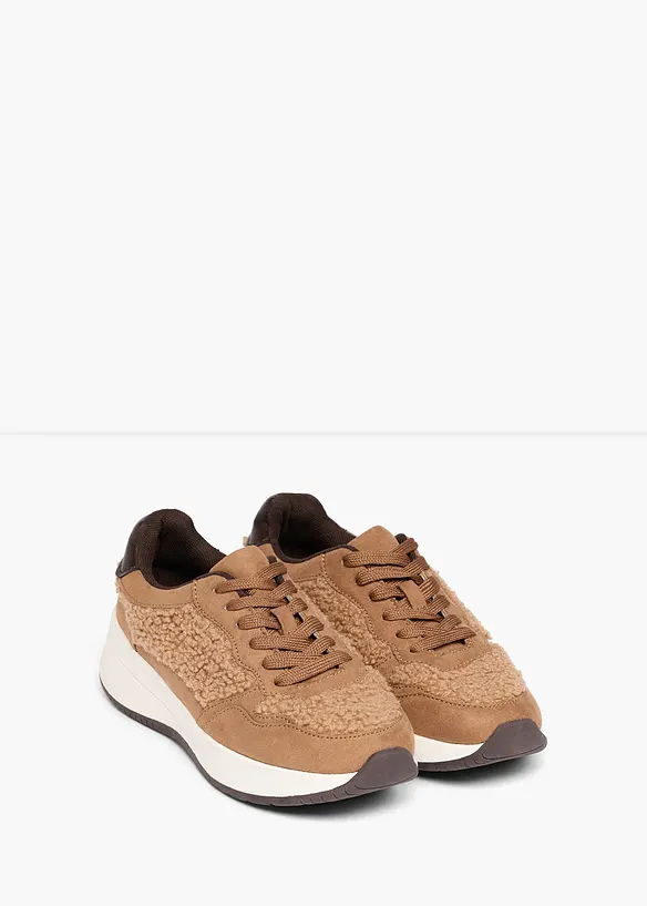 Chunky Sneaker mit Fellimitat-Details in braun - bonprix
