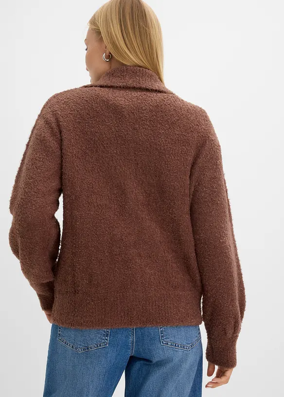 Bouclé-Strickjacke in braun von hinten (im Anschnitt) - bonprix