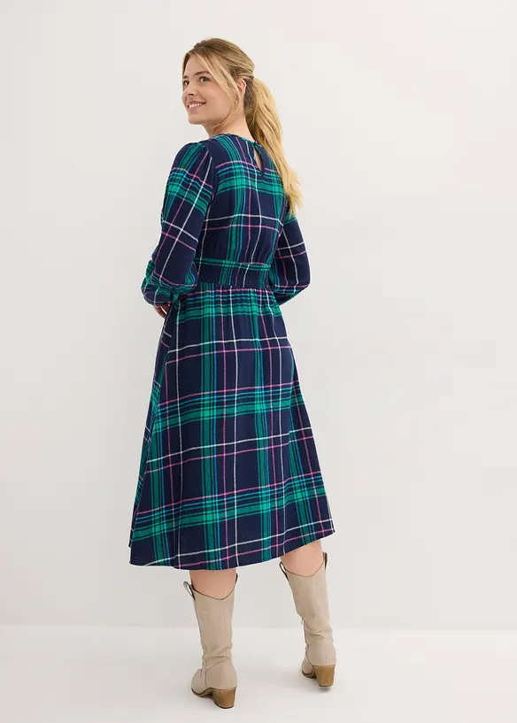 Flanellkleid aus reiner Baumwolle in blau von hinten (Totalaufnahme) - bonprix Flanellkleid aus reiner Baumwolle in blau von hinten (Totalaufnahme) - bonprix