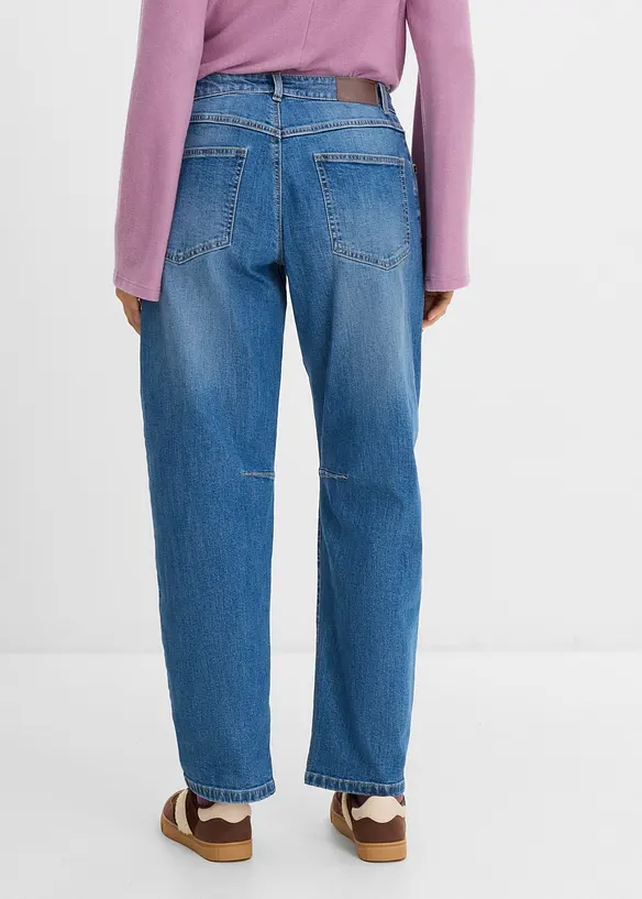 Barrel-Jeans Mid Waist in blau von hinten - bonprix