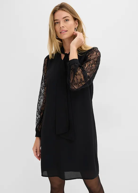 Blusenkleid mit Spitzenärmel in schwarz von vorne (Totalaufnahme) - bonprix Blusenkleid mit Spitzenärmel in schwarz von vorne (Totalaufnahme) - bonprix