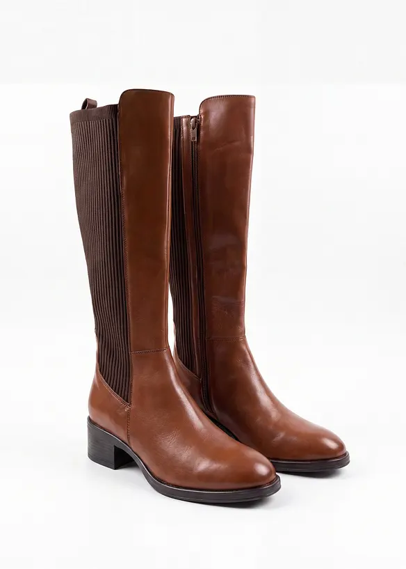 Stiefel aus Leder in braun - bonprix