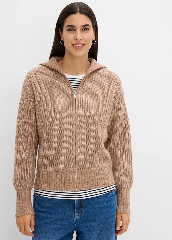 Grobstrickjacke mit Wollanteil in braun von vorne (im Anschnitt) - bonprix