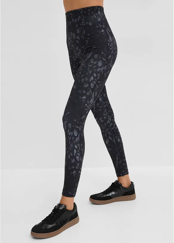 Thermo-Strumpfleggings in schwarz von vorne - bonprix