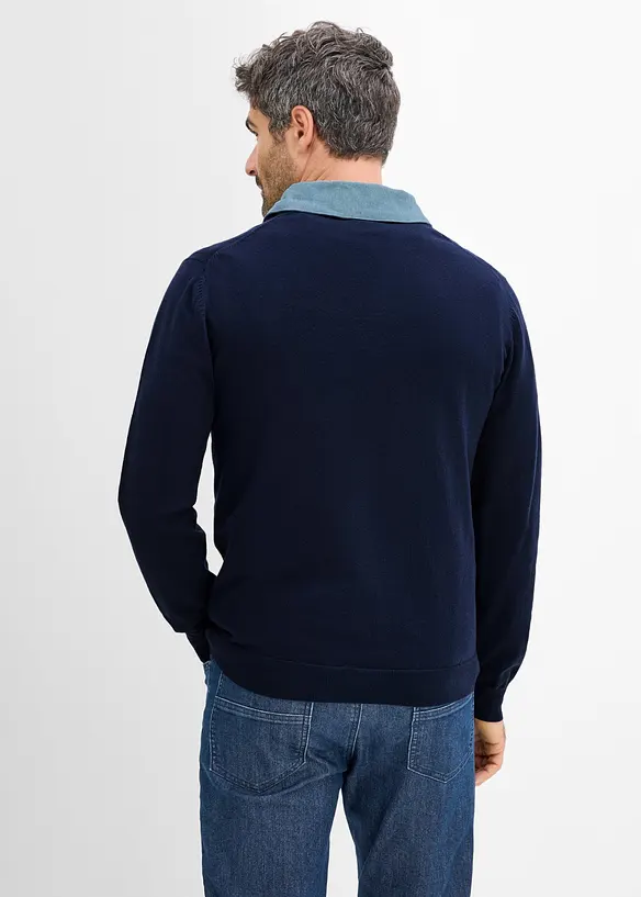 Feinstrickpullover in 2 in 1 Optik in blau von hinten (im Anschnitt) - bonprix