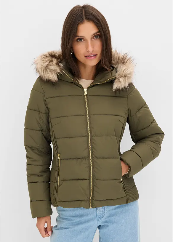 Steppjacke mit Fellimitatkragen in grün von vorne (im Anschnitt) - bonprix