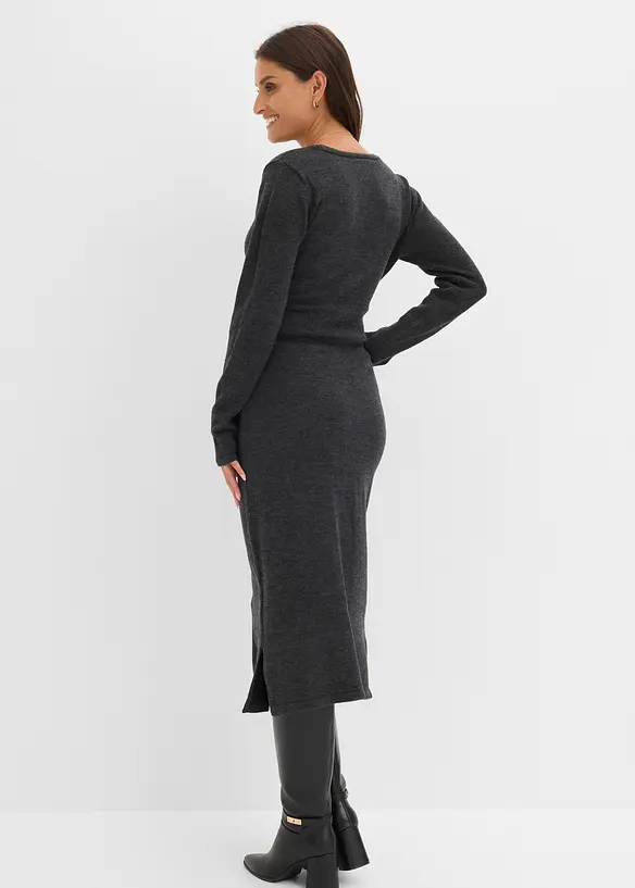 Midi-Strickkleid in grau von hinten (Totalaufnahme) - bonprix