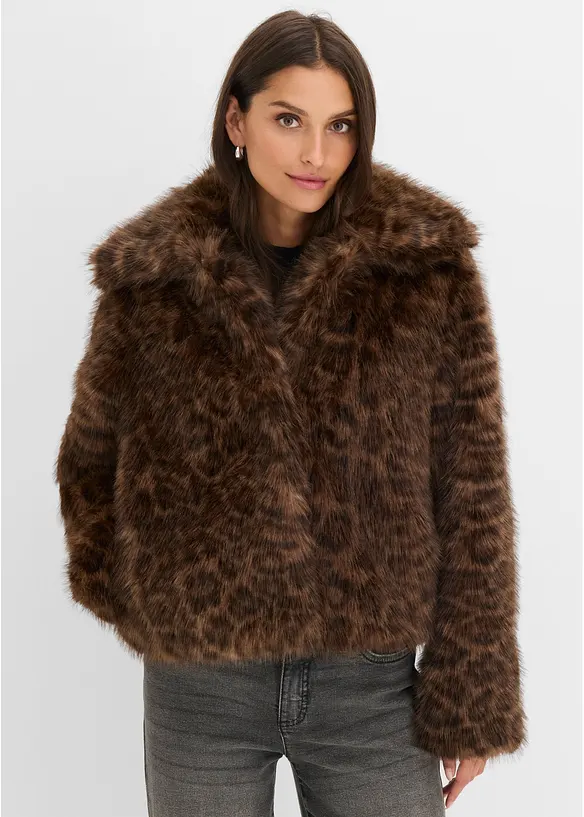 Kurze Fellimitat-Jacke in braun von vorne (im Anschnitt) - bonprix