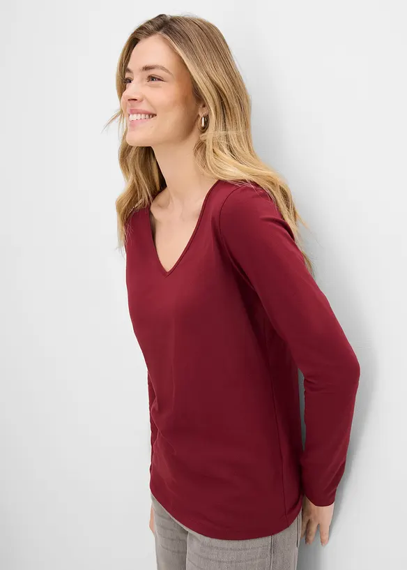 Figurbetontes Langarmshirt (2er Pack) in rot von vorne (im Anschnitt) - bonprix