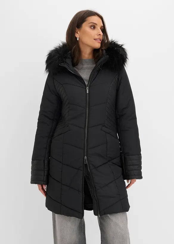 Steppmantel in schwarz von vorne (Totalaufnahme) - bonprix