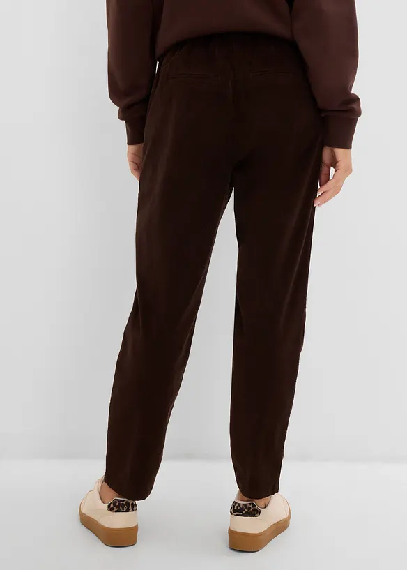 Cordhose aus Baumwoll-Mix in braun von hinten - bonprix