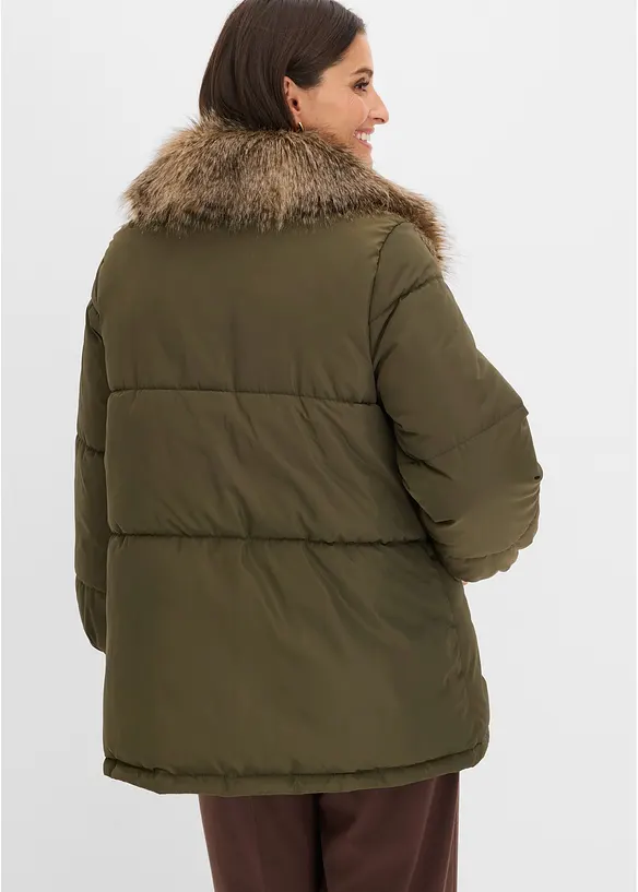 Puffer-Jacket mit abnehmbarem Kunstfellkragen in grün von hinten (im Anschnitt) - bonprix