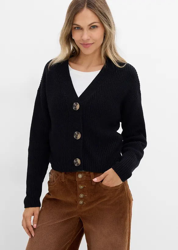 Grobstrickjacke aus reiner Baumwolle in schwarz von vorne (im Anschnitt) - bonprix