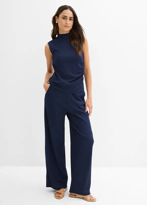 Shirt und Hose (2tlg.Set) aus strukturiertem Crêpe in blau von vorne (Totalaufnahme) - bonprix Shirt und Hose (2tlg.Set) aus strukturiertem Crêpe in blau von vorne (Totalaufnahme) - bonprix
