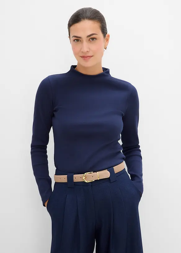 Geripptes Langarmshirt in blau von vorne (im Anschnitt) - bonprix Geripptes Langarmshirt in blau von vorne (im Anschnitt) - bonprix