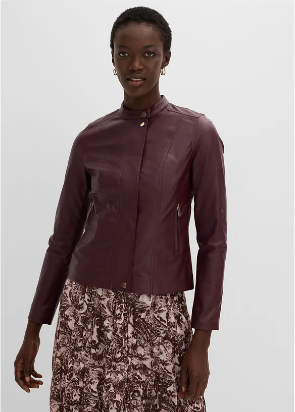 Lederimitat-Jacke in rot von vorne (im Anschnitt) - bonprix