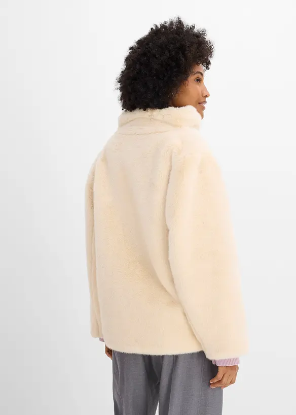 Fellimitat-Jacke mit hohem Kragen in beige von hinten (im Anschnitt) - bonprix