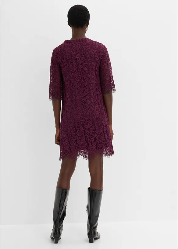 Spitzenkleid in lila von hinten (Totalaufnahme) - bonprix