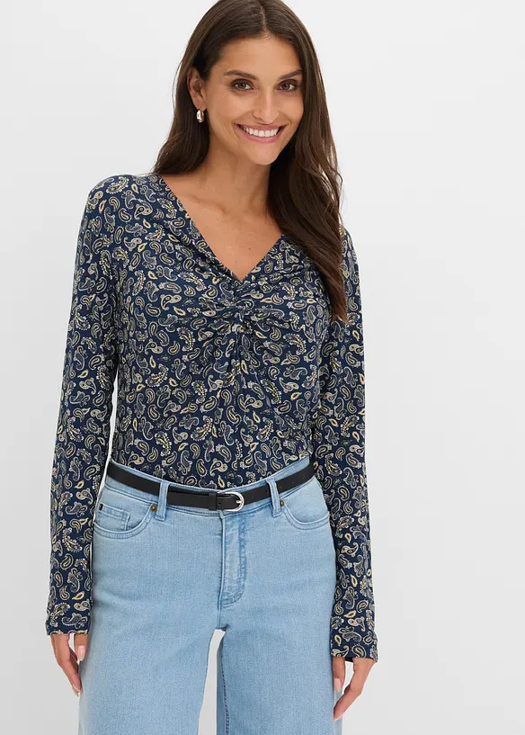 Langarmshirt mit Allover-Paisleymuster in blau von vorne (im Anschnitt) - bonprix