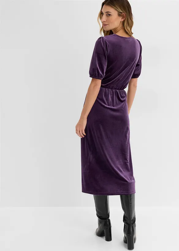 Midikleid aus softem Samt in lila von hinten (Totalaufnahme) - bonprix Midikleid aus softem Samt in lila von hinten (Totalaufnahme) - bonprix