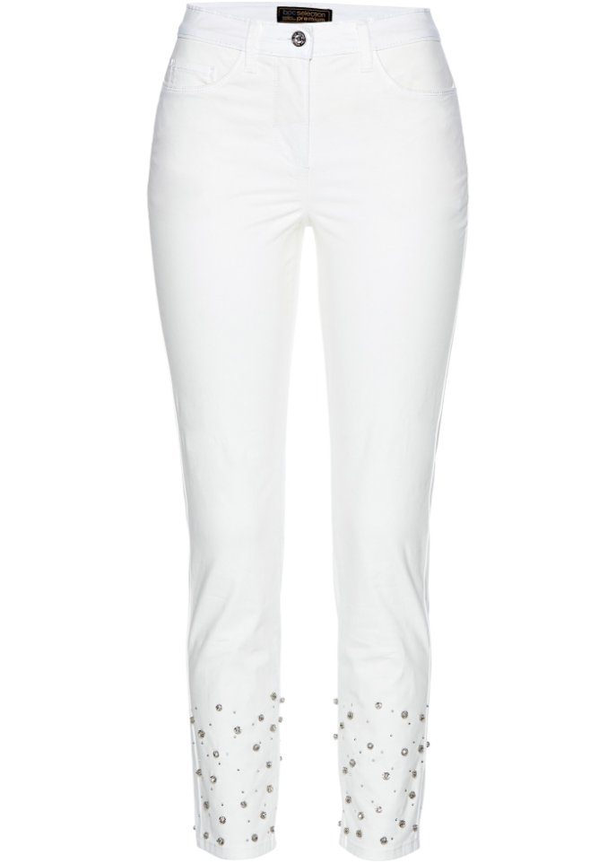 Super-Stretch-Jeans mit Strasssteinen in weiß von vorne - bpc selection premium