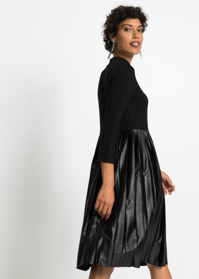 Stylisches Jerseykleid mit Materialmix. bonprix | schwarz 