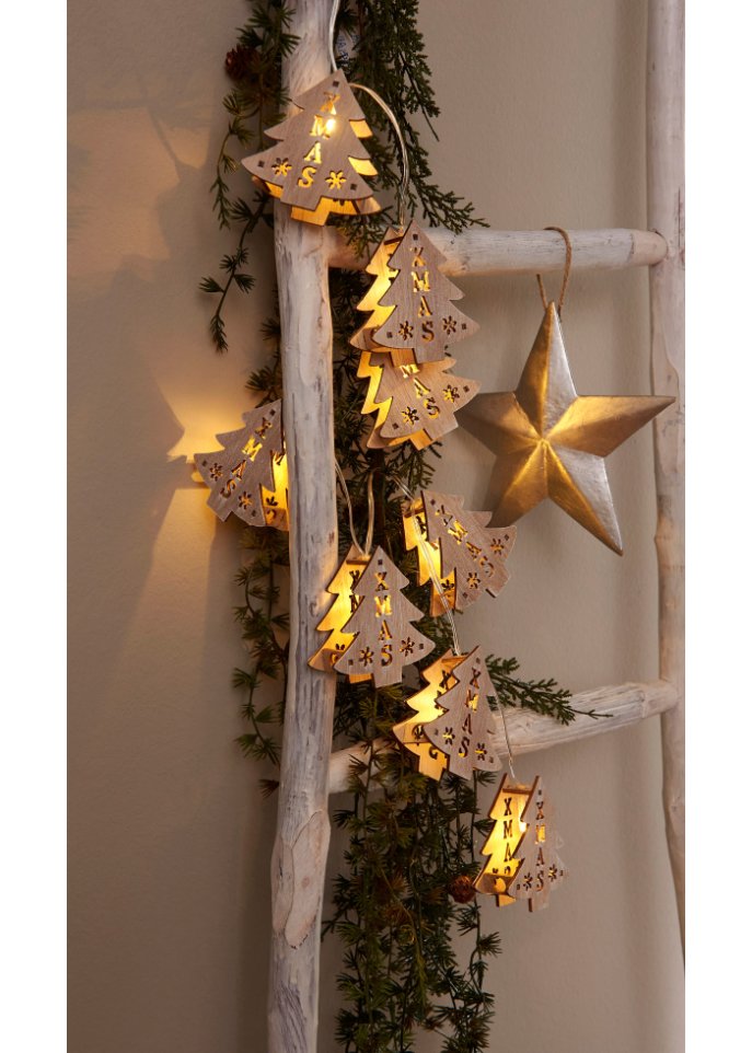 LED-Lichterkette mit Tannenbäumen in beige - bpc living bonprix collection