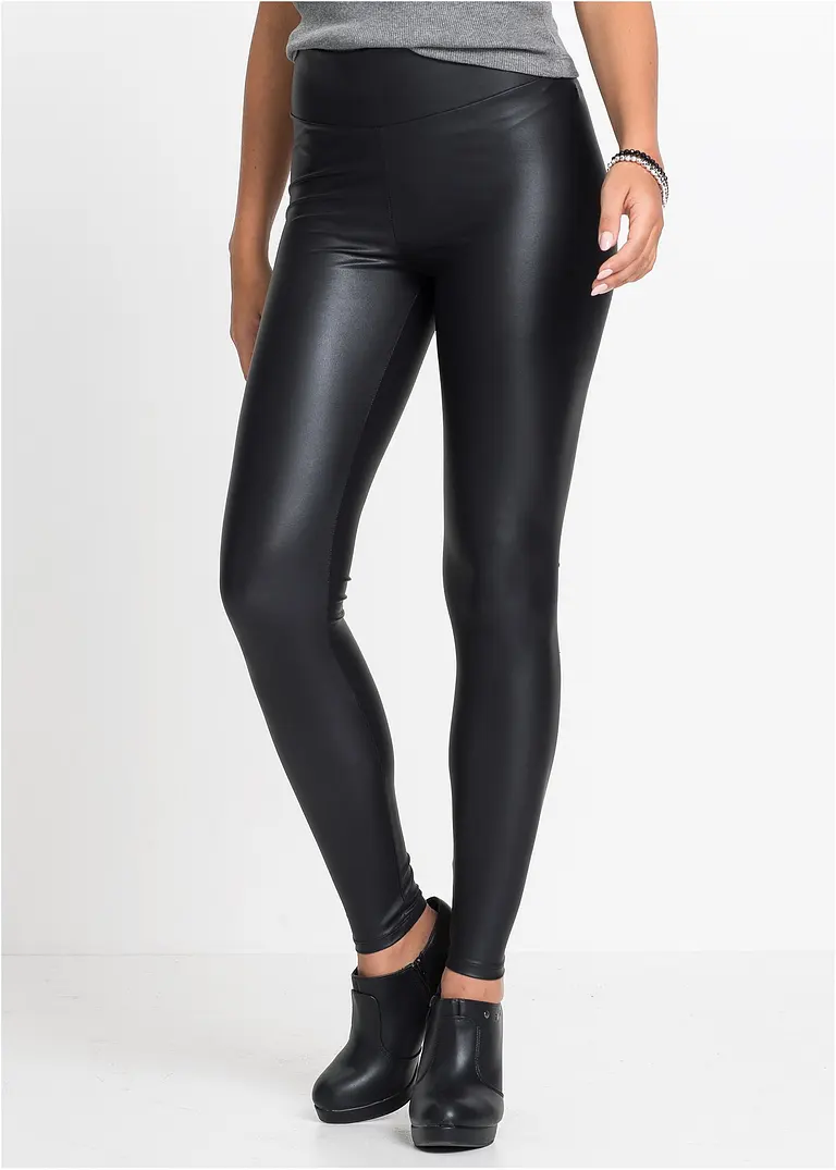 Lederimitat-Leggings mit Beschichtung in schwarz von vorne - bonprix