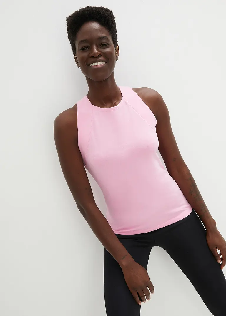 Leichtes Top mit überkreuzten Trägern (2er Pack) in schwarz von vorne (im Anschnitt) - bonprix