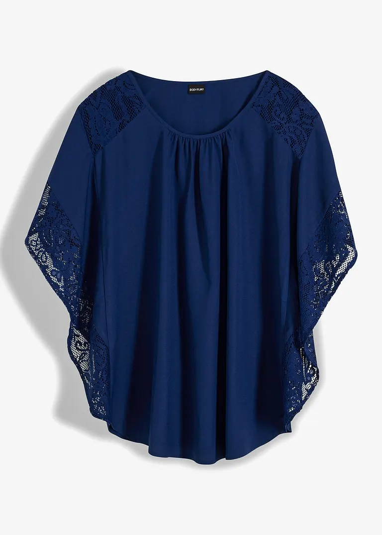 Bluse mit Spitzendetails in blau von vorne - bonprix