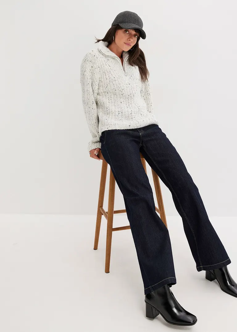 Troyer mit überschnittener Schulter in weiß im Look von vorne (Totalaufnahme) - bonprix