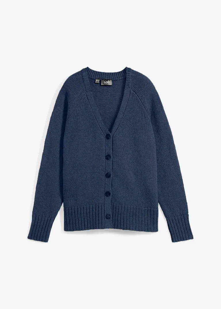 Oversize-Strickjacke mit Seitenschlitzen in blau von vorne - bonprix