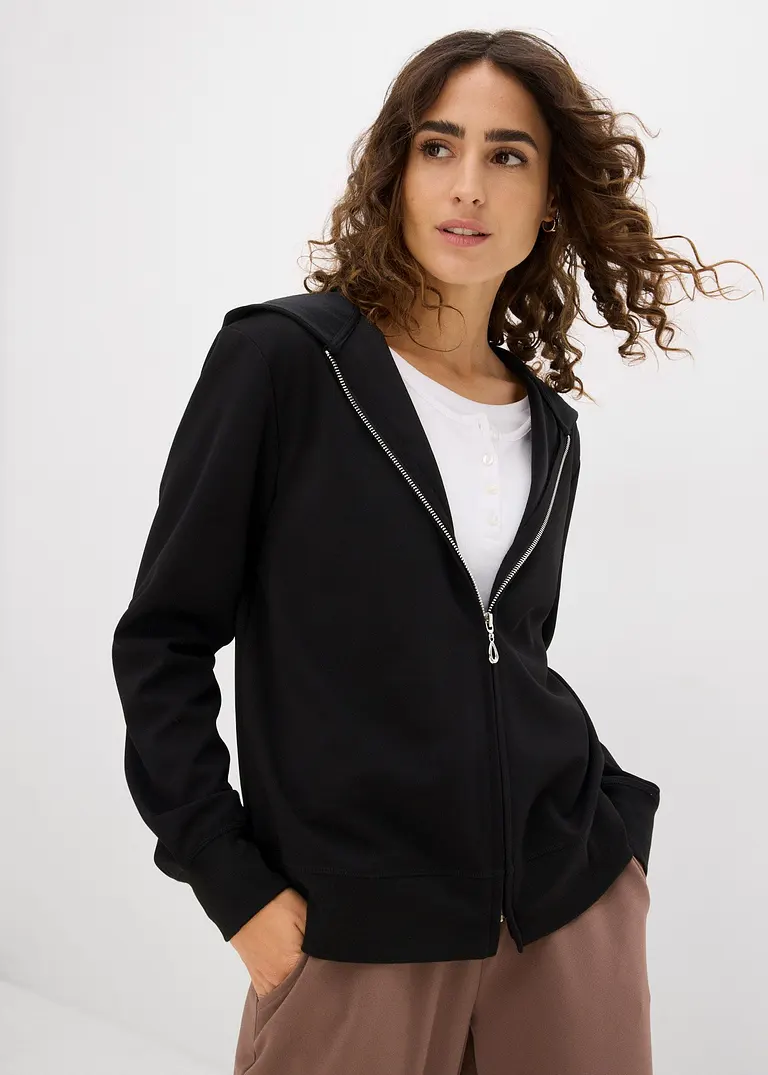 Kapuzen-Sweatjacke mit Reißverschluss in schwarz von vorne (im Anschnitt) - bonprix