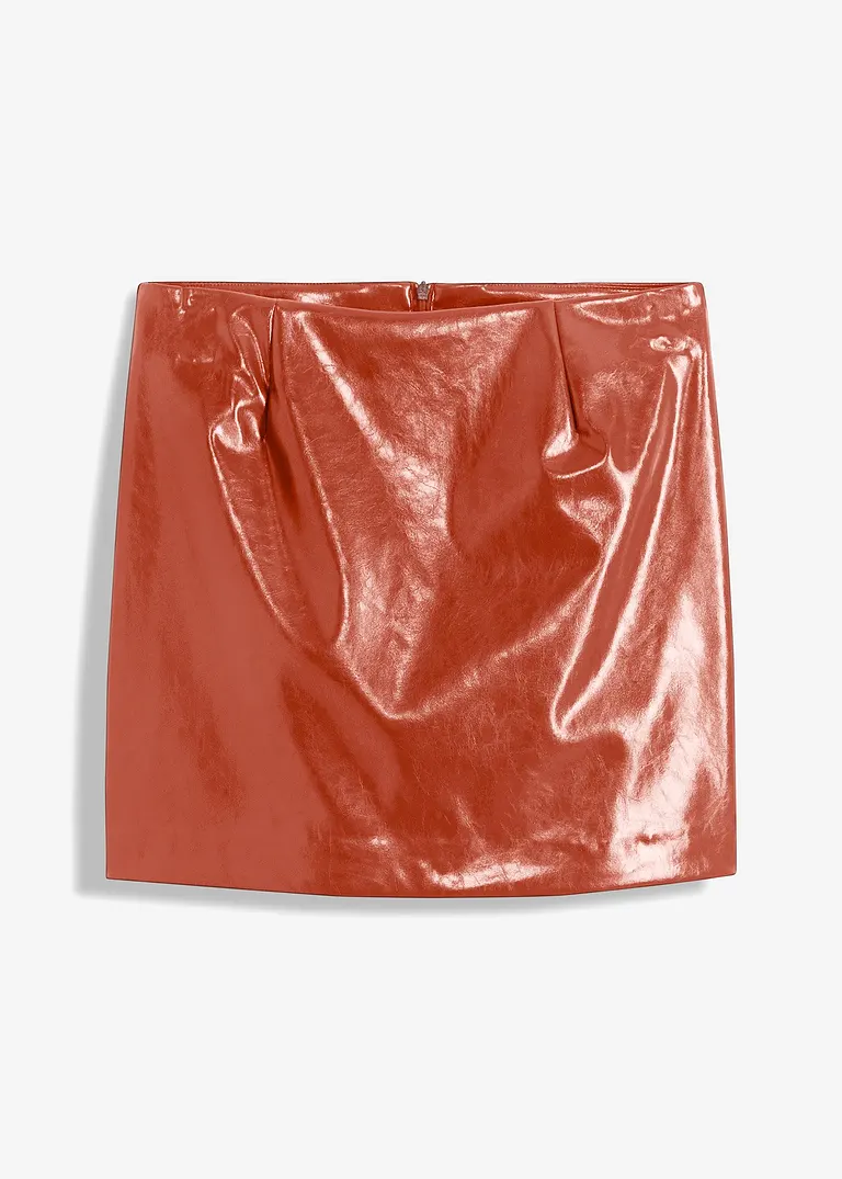 Kurzer Lederimitat-Rock in schwarz von vorne - bonprix