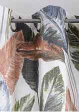 Moderner Blätterdruck in harmonischen Farben - weiss/grau, Ösen