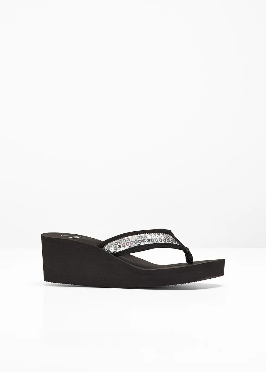 Keil Pantolette in schwarz von vorne - bonprix