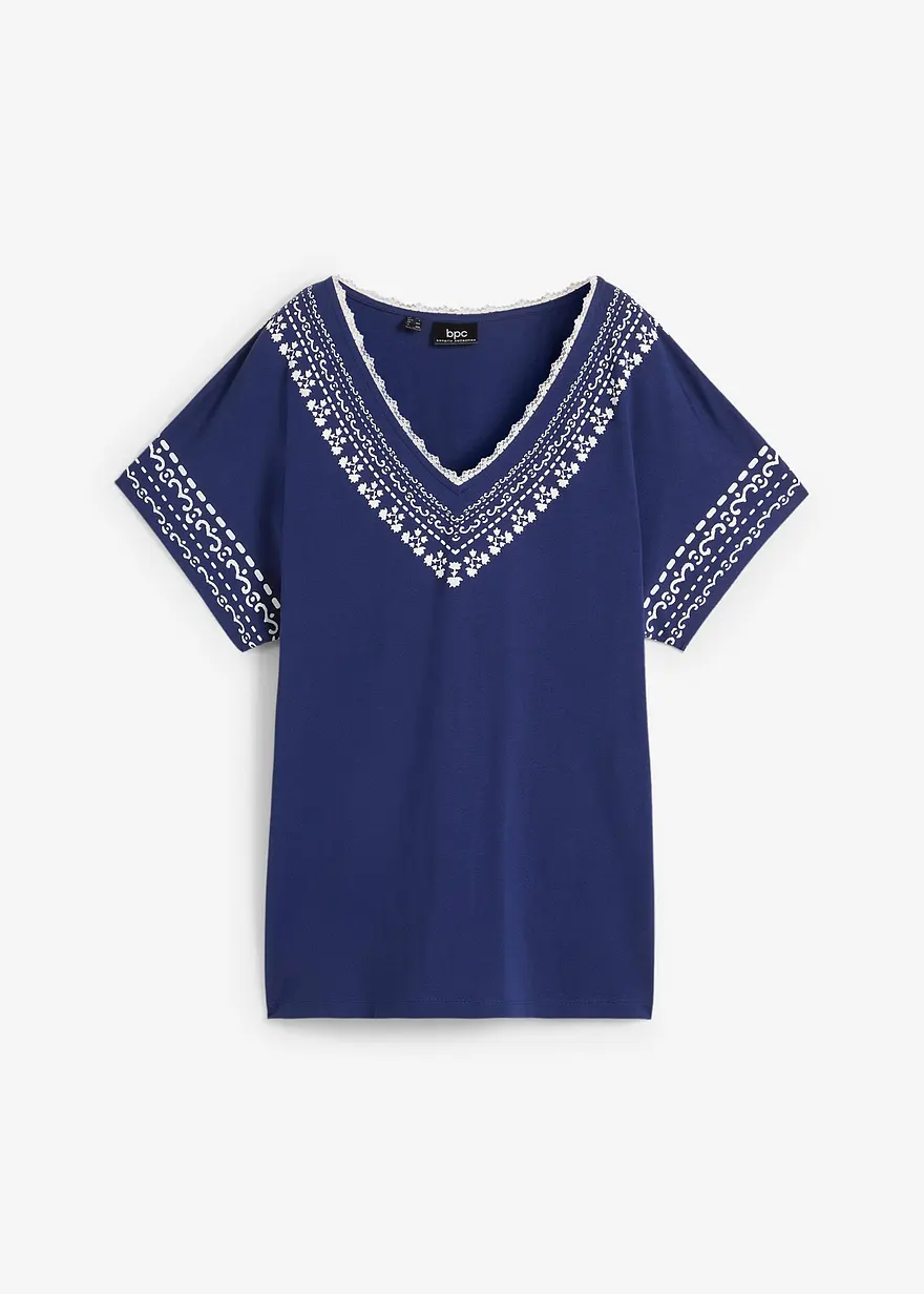 Bequem geschnittenes T-Shirt mit Stickerei-Print mit Bio-Baumwolle in blau von vorne - bonprix